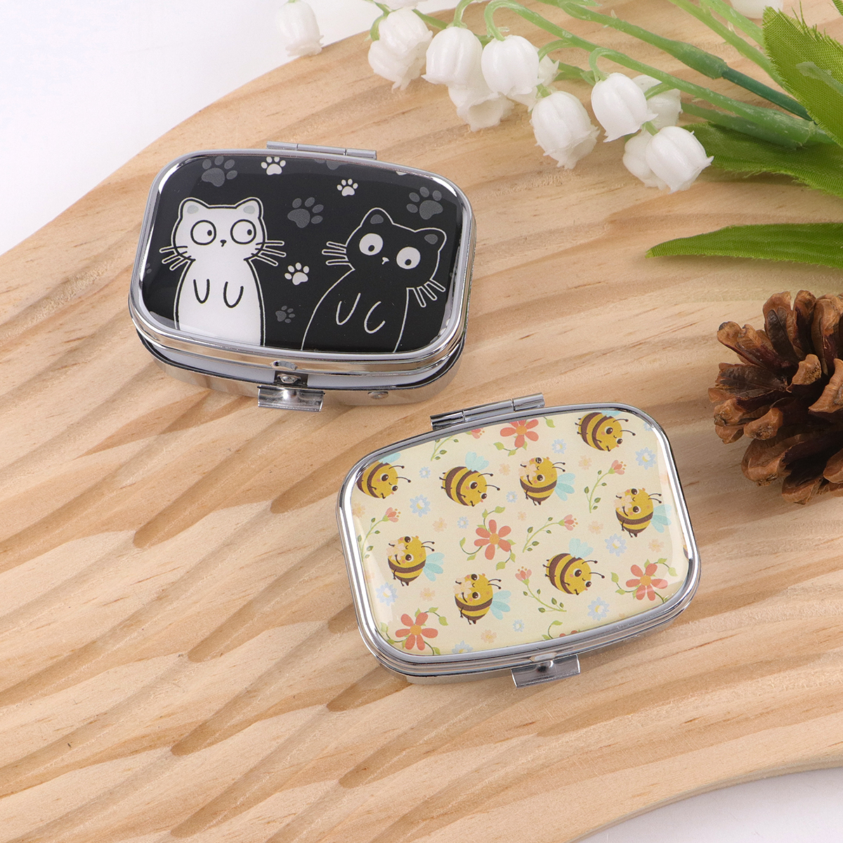 Cat Mini Pill Box 2-Compartmen - Travel Accessories For Japan ulasan dan harga